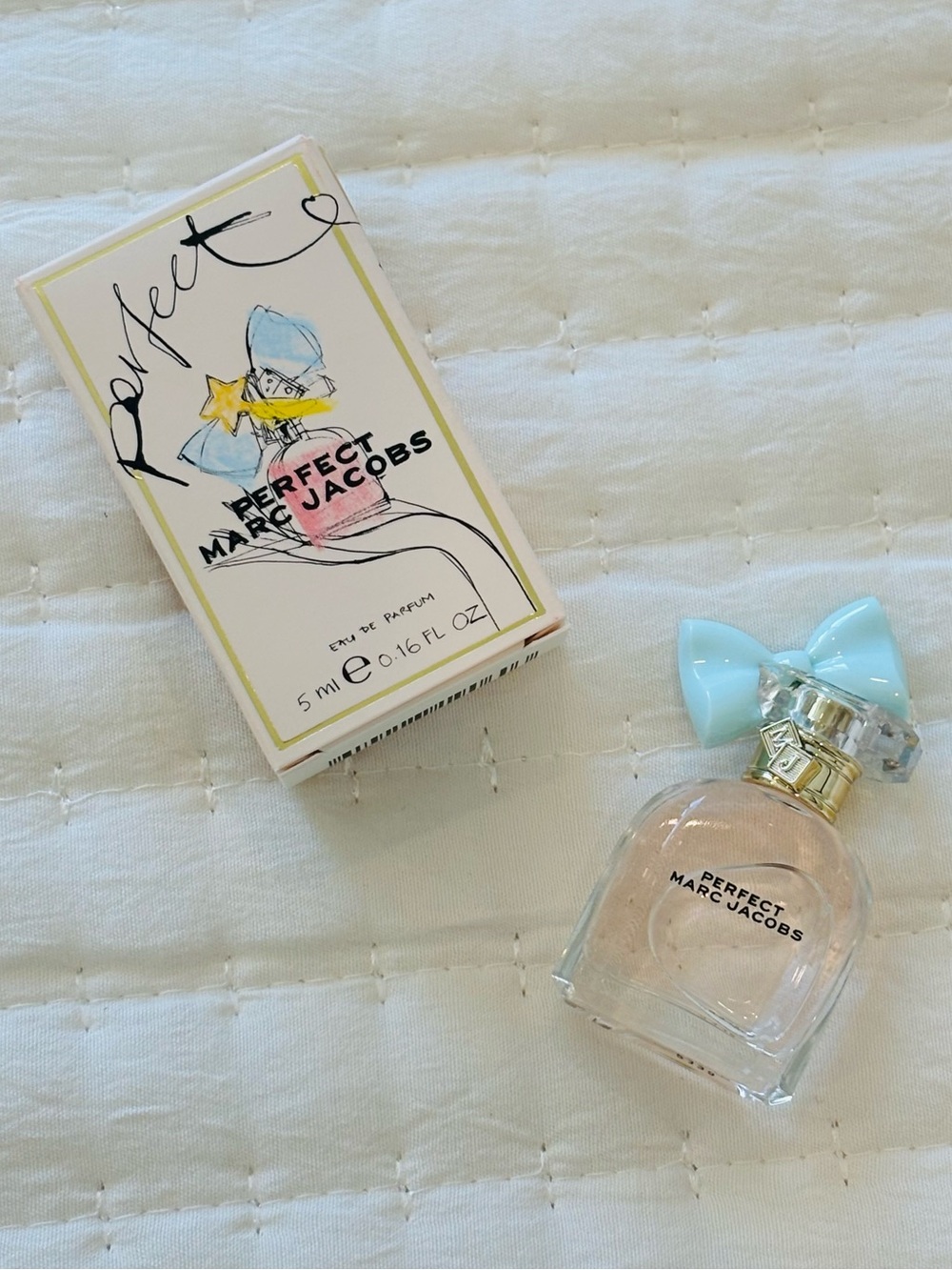 Miniature Sample of Marc Jacobs Perfect EDP 5 mL - Picture 2 of 9